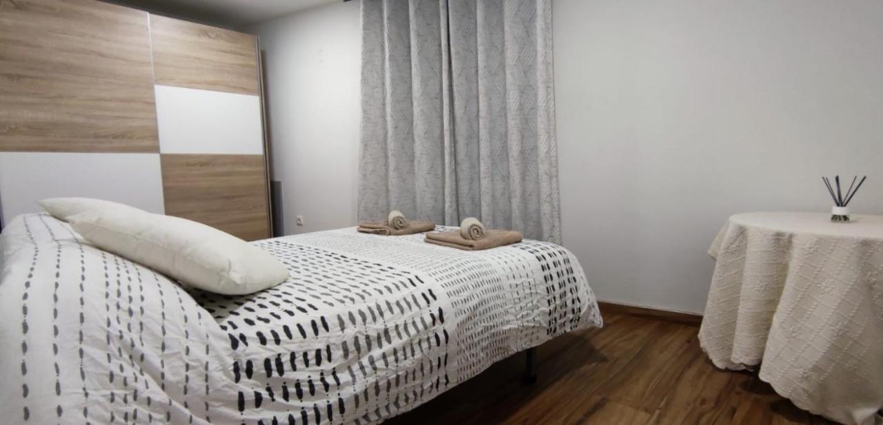 Acogedor Atico En Pleno Centro Apartment Гранада Екстериор снимка