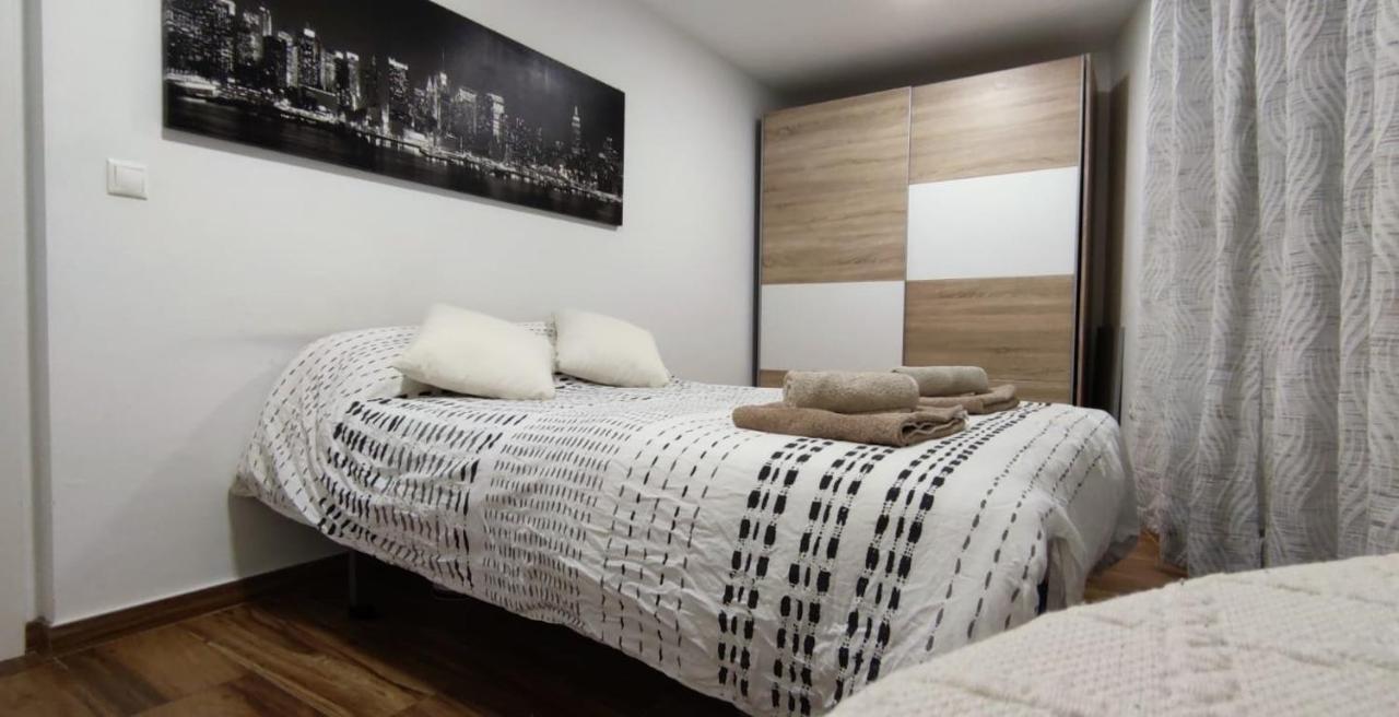 Acogedor Atico En Pleno Centro Apartment Гранада Екстериор снимка